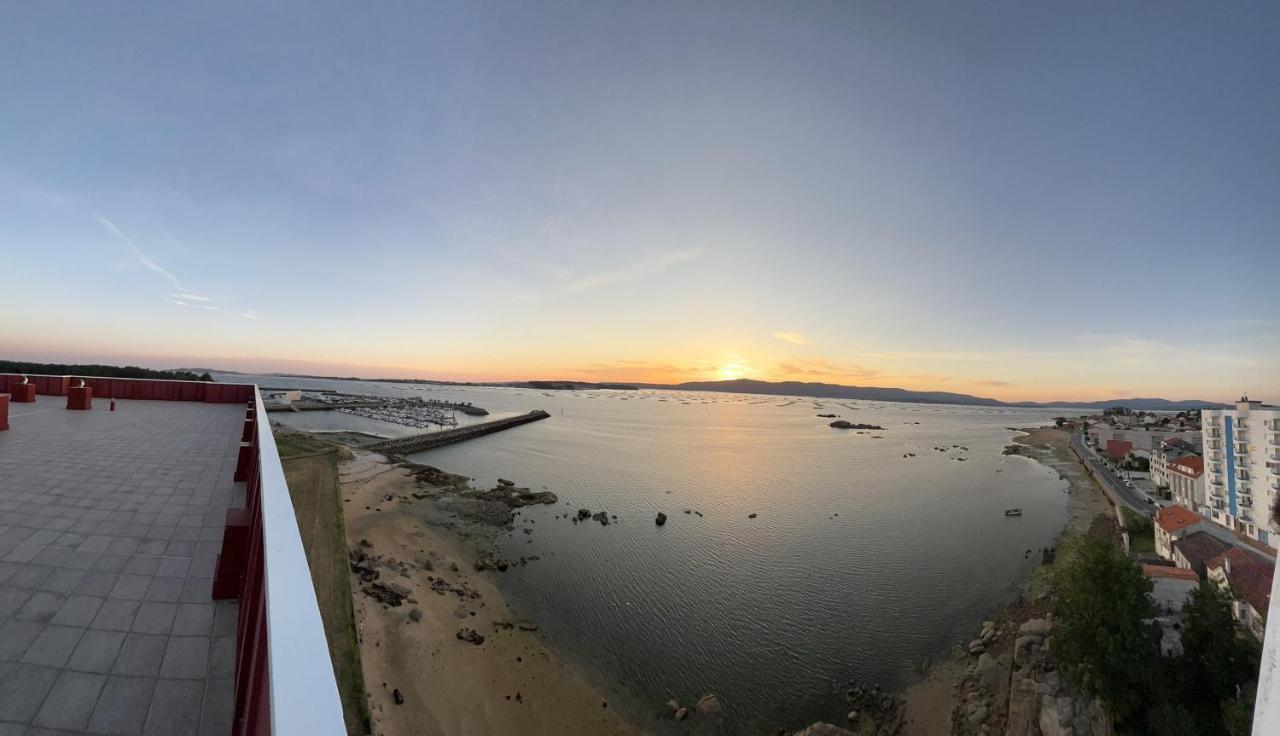 Apartamento Arousa Mar Villanueva De Arosa Bagian luar foto